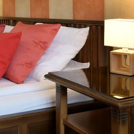 Hotell La Fresca Kroměříž