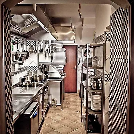 La Fresca 4*