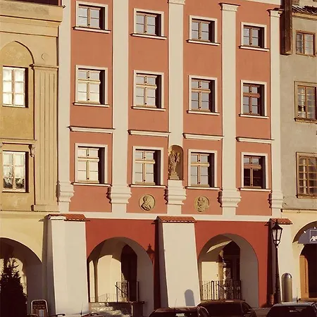 La Fresca Hotel