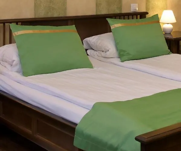 La Fresca 4*